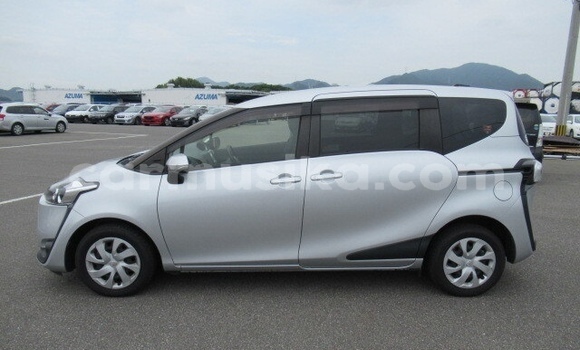 Tenga Tsaru Toyota Sienta Sirivha Mota in Beitbridge in Matabeleland South Tenga Tsaru Toyota Sienta Sirivha Mota in Beitbridge in Matabeleland South