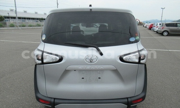 Tenga Tsaru Toyota Sienta Sirivha Mota in Beitbridge in Matabeleland South Tenga Tsaru Toyota Sienta Sirivha Mota in Beitbridge in Matabeleland South