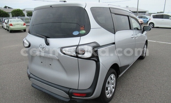 Tenga Tsaru Toyota Sienta Sirivha Mota in Beitbridge in Matabeleland South Tenga Tsaru Toyota Sienta Sirivha Mota in Beitbridge in Matabeleland South