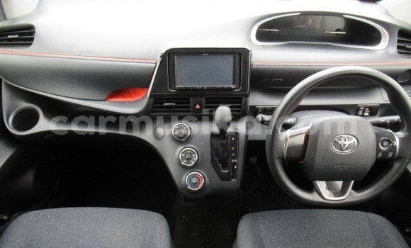 Tenga Tsaru Toyota Sienta Sirivha Mota in Beitbridge in Matabeleland South Tenga Tsaru Toyota Sienta Sirivha Mota in Beitbridge in Matabeleland South