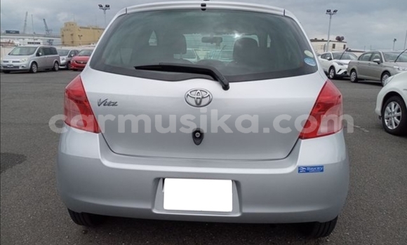 Buy Used Toyota Vitz Silver Car in Beitbridge in Matabeleland South Buy Used Toyota Vitz Silver Car in Beitbridge in Matabeleland South