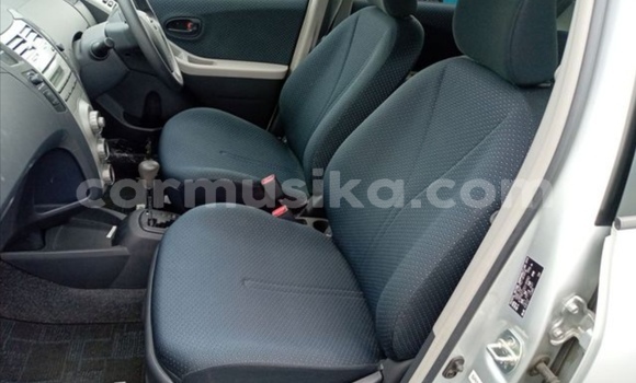 Buy Used Toyota Vitz Silver Car in Beitbridge in Matabeleland South Buy Used Toyota Vitz Silver Car in Beitbridge in Matabeleland South