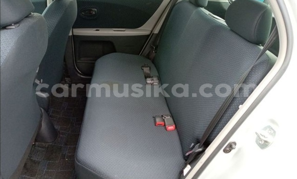 Buy Used Toyota Vitz Silver Car in Beitbridge in Matabeleland South Buy Used Toyota Vitz Silver Car in Beitbridge in Matabeleland South