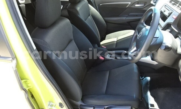 Acheter Occasion Voiture Honda Fit Autre à Beitbridge, Matabeleland South Acheter Occasion Voiture Honda Fit Autre à Beitbridge, Matabeleland South