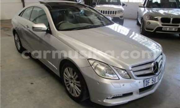 Acheter Occasion Voiture Mercedes‒Benz C–Class Gris à Beitbridge, Matabeleland South Acheter Occasion Voiture Mercedes‒Benz C–Class Gris à Beitbridge, Matabeleland South