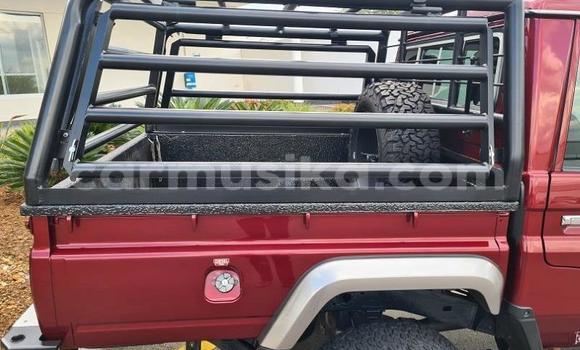 Buy Used Toyota Land Cruiser Red Car in Beitbridge in Matabeleland South Buy Used Toyota Land Cruiser Red Car in Beitbridge in Matabeleland South