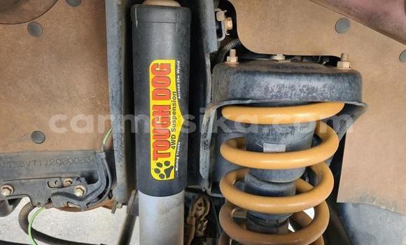 Buy Used Toyota Land Cruiser Red Car in Beitbridge in Matabeleland South Buy Used Toyota Land Cruiser Red Car in Beitbridge in Matabeleland South