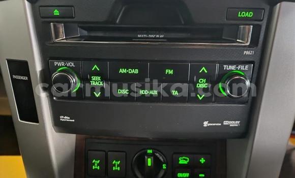 Nunua Ilio tumika Toyota Land Cruiser Prado Nyeupe Gari ndani ya Beitbridge nchini Matabeleland Kusini Nunua Ilio tumika Toyota Land Cruiser Prado Nyeupe Gari ndani ya Beitbridge nchini Matabeleland Kusini