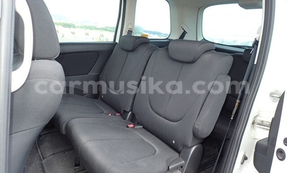 Buy Used Mazda Biante White Car in Harare in Harare Buy Used Mazda Biante White Car in Harare in Harare