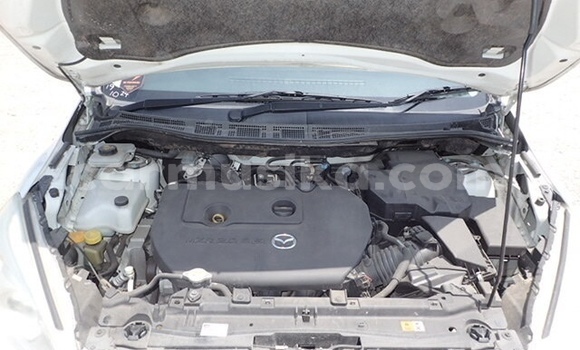 Tenga Tsaru Mazda Premacy Chena Mota in Beitbridge in Matabeleland South Tenga Tsaru Mazda Premacy Chena Mota in Beitbridge in Matabeleland South