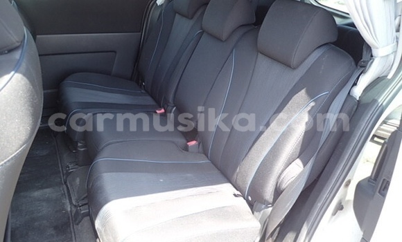 Tenga Tsaru Mazda Premacy Chena Mota in Beitbridge in Matabeleland South Tenga Tsaru Mazda Premacy Chena Mota in Beitbridge in Matabeleland South