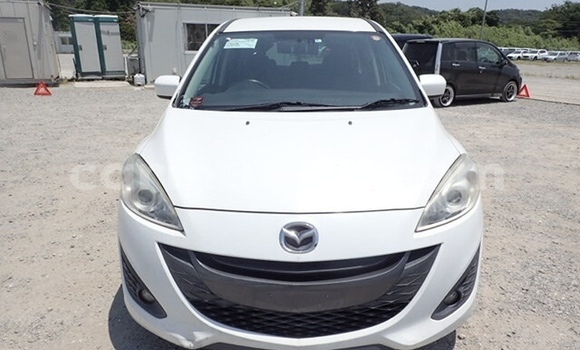 Tenga Tsaru Mazda Premacy Chena Mota in Beitbridge in Matabeleland South Tenga Tsaru Mazda Premacy Chena Mota in Beitbridge in Matabeleland South