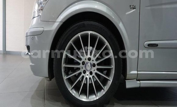 Acheter Occasion Voiture Mercedes‒Benz Viano Gris à Beitbridge, Matabeleland South Acheter Occasion Voiture Mercedes‒Benz Viano Gris à Beitbridge, Matabeleland South