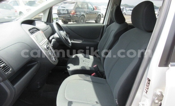 Tenga Tsaru Toyota Ractis Sirivha Mota in Beitbridge in Matabeleland South Tenga Tsaru Toyota Ractis Sirivha Mota in Beitbridge in Matabeleland South