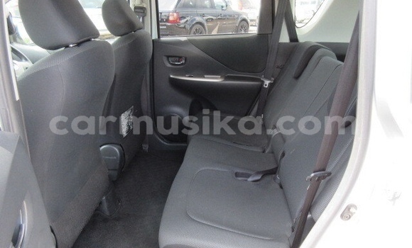 Tenga Tsaru Toyota Ractis Sirivha Mota in Beitbridge in Matabeleland South Tenga Tsaru Toyota Ractis Sirivha Mota in Beitbridge in Matabeleland South