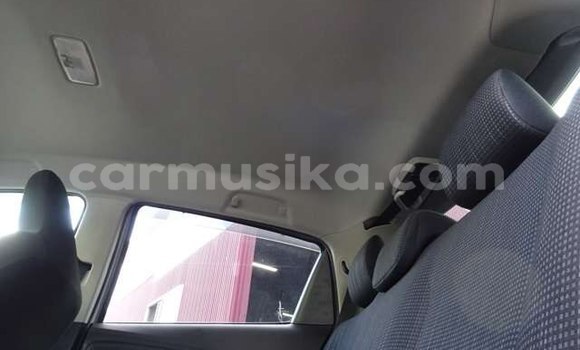 Tenga Tsaru Toyota Vitz Sirivha Mota in Beitbridge in Matabeleland South Tenga Tsaru Toyota Vitz Sirivha Mota in Beitbridge in Matabeleland South