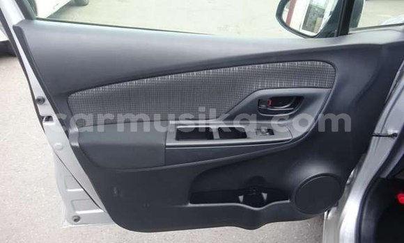 Tenga Tsaru Toyota Vitz Sirivha Mota in Beitbridge in Matabeleland South Tenga Tsaru Toyota Vitz Sirivha Mota in Beitbridge in Matabeleland South