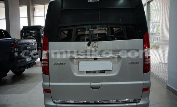 Acheter Occasion Voiture Mercedes‒Benz Viano Gris à Beitbridge, Matabeleland South Acheter Occasion Voiture Mercedes‒Benz Viano Gris à Beitbridge, Matabeleland South