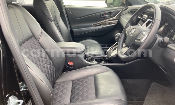 Acheter Occasion Voiture Toyota Harrier Noir à Beitbridge, Matabeleland South Acheter Occasion Voiture Toyota Harrier Noir à Beitbridge, Matabeleland South