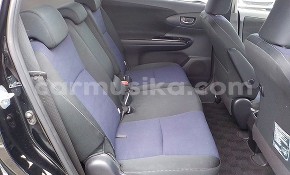 Acheter Occasion Voiture Toyota Wish Noir à Beitbridge, Matabeleland South Acheter Occasion Voiture Toyota Wish Noir à Beitbridge, Matabeleland South