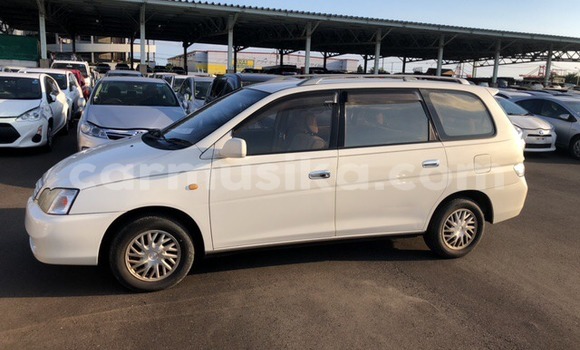 Buy Used Toyota Gaia White Car in Beitbridge in Matabeleland South Buy Used Toyota Gaia White Car in Beitbridge in Matabeleland South