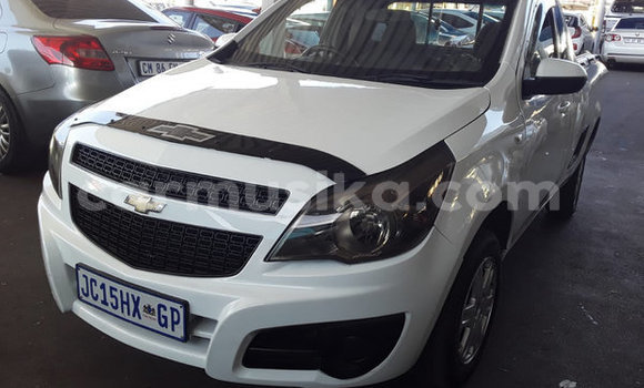 Acheter Occasion Voiture Chevrolet Corsa Blanc à Beitbridge, Matabeleland South Acheter Occasion Voiture Chevrolet Corsa Blanc à Beitbridge, Matabeleland South