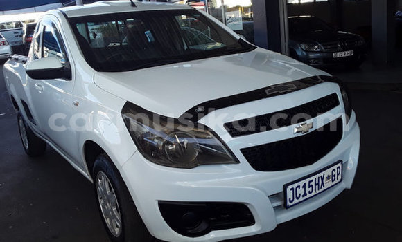 Acheter Occasion Voiture Chevrolet Corsa Blanc à Beitbridge, Matabeleland South Acheter Occasion Voiture Chevrolet Corsa Blanc à Beitbridge, Matabeleland South