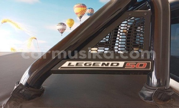 Tenga Tsaru Toyota Hilux Chena Mota in Beitbridge in Matabeleland South Tenga Tsaru Toyota Hilux Chena Mota in Beitbridge in Matabeleland South