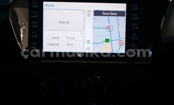 Tenga Tsaru Toyota Hilux Chena Mota in Beitbridge in Matabeleland South Tenga Tsaru Toyota Hilux Chena Mota in Beitbridge in Matabeleland South