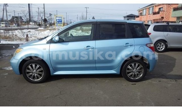 Acheter Occasion Voiture Toyota IST Bleu à Beitbridge, Matabeleland South Acheter Occasion Voiture Toyota IST Bleu à Beitbridge, Matabeleland South