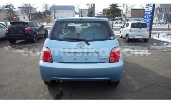 Acheter Occasion Voiture Toyota IST Bleu à Beitbridge, Matabeleland South Acheter Occasion Voiture Toyota IST Bleu à Beitbridge, Matabeleland South