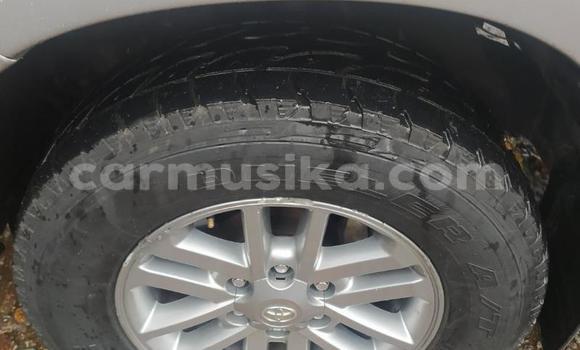 Buy Used Toyota Hilux Silver Car in Beitbridge in Matabeleland South Buy Used Toyota Hilux Silver Car in Beitbridge in Matabeleland South