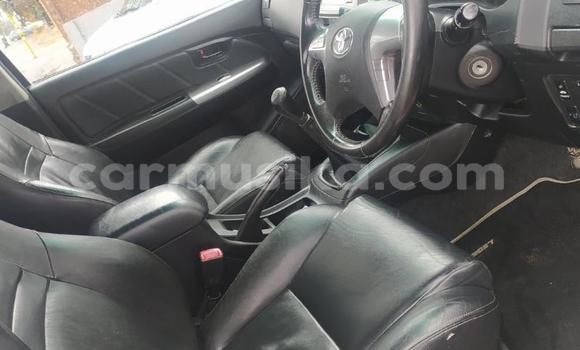 Buy Used Toyota Hilux Silver Car in Beitbridge in Matabeleland South Buy Used Toyota Hilux Silver Car in Beitbridge in Matabeleland South