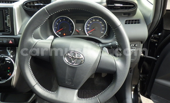 Nunua Ilio tumika Toyota Wish Nyeusi Gari ndani ya Beitbridge nchini Matabeleland Kusini Nunua Ilio tumika Toyota Wish Nyeusi Gari ndani ya Beitbridge nchini Matabeleland Kusini