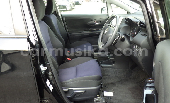 Nunua Ilio tumika Toyota Wish Nyeusi Gari ndani ya Beitbridge nchini Matabeleland Kusini Nunua Ilio tumika Toyota Wish Nyeusi Gari ndani ya Beitbridge nchini Matabeleland Kusini