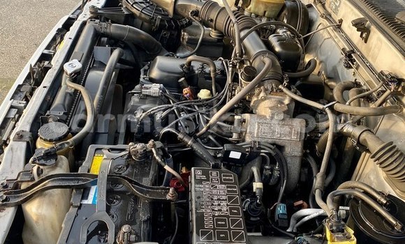 Acheter Occasion Voiture Toyota Hilux Beige à Beitbridge, Matabeleland South Acheter Occasion Voiture Toyota Hilux Beige à Beitbridge, Matabeleland South