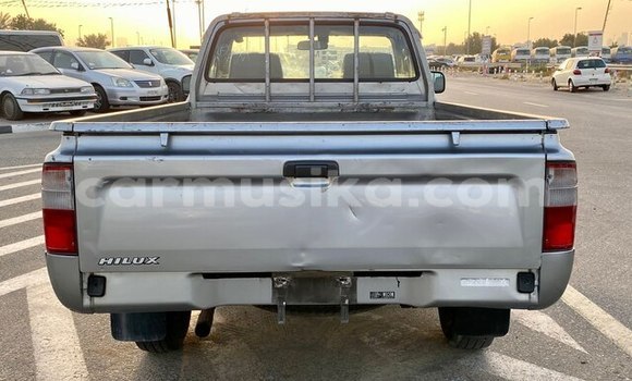 Acheter Occasion Voiture Toyota Hilux Beige à Beitbridge, Matabeleland South Acheter Occasion Voiture Toyota Hilux Beige à Beitbridge, Matabeleland South