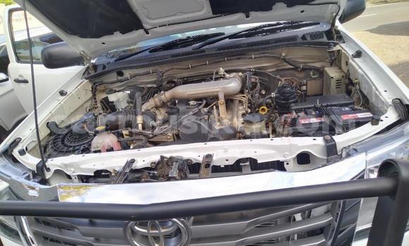 Acheter Occasion Voiture Toyota Hilux Blanc à Beitbridge, Matabeleland South Acheter Occasion Voiture Toyota Hilux Blanc à Beitbridge, Matabeleland South