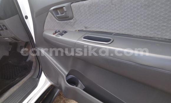 Acheter Occasion Voiture Toyota Hilux Blanc à Beitbridge, Matabeleland South Acheter Occasion Voiture Toyota Hilux Blanc à Beitbridge, Matabeleland South