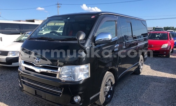 Buy Used Toyota Hiace Black Car in Beitbridge in Matabeleland South Buy Used Toyota Hiace Black Car in Beitbridge in Matabeleland South