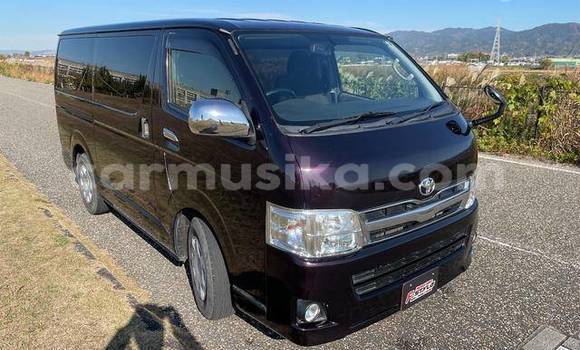 Buy Used Toyota Hiace Black Car in Beitbridge in Matabeleland South Buy Used Toyota Hiace Black Car in Beitbridge in Matabeleland South
