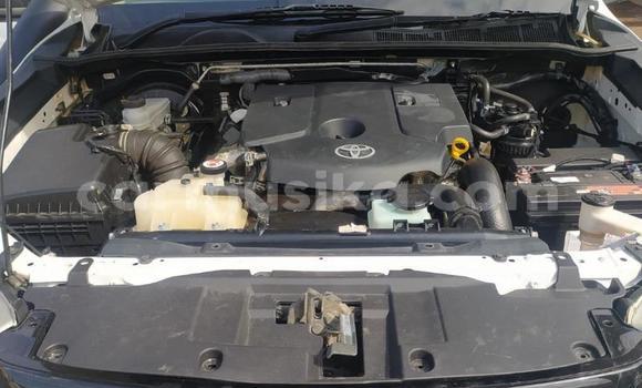 Tenga Tsaru Toyota Hilux Chena Mota in Beitbridge in Matabeleland South Tenga Tsaru Toyota Hilux Chena Mota in Beitbridge in Matabeleland South