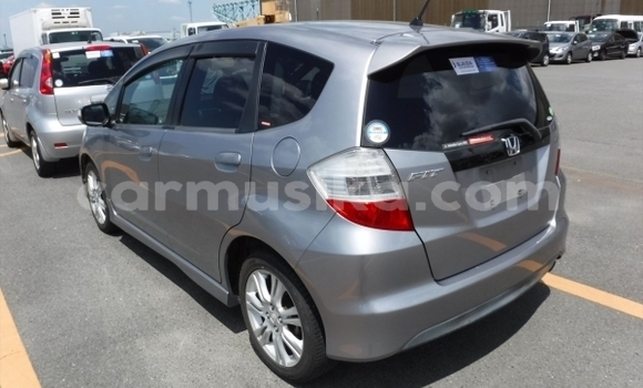 Buy Used Honda Fit Silver Car in Beitbridge in Matabeleland South Buy Used Honda Fit Silver Car in Beitbridge in Matabeleland South