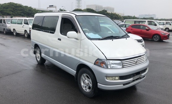 Buy Used Toyota Granvia Other Car in Beitbridge in Matabeleland South