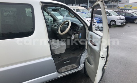 Buy Used Toyota Granvia Other Car in Beitbridge in Matabeleland South Buy Used Toyota Granvia Other Car in Beitbridge in Matabeleland South