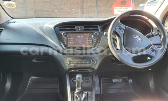 Tenga Tsaru Hyundai i20 Bhuruu Mota in Beitbridge in Matabeleland South Tenga Tsaru Hyundai i20 Bhuruu Mota in Beitbridge in Matabeleland South