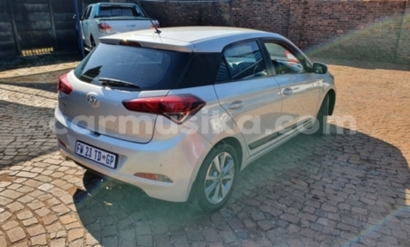 Tenga Tsaru Hyundai i20 Bhuruu Mota in Beitbridge in Matabeleland South Tenga Tsaru Hyundai i20 Bhuruu Mota in Beitbridge in Matabeleland South