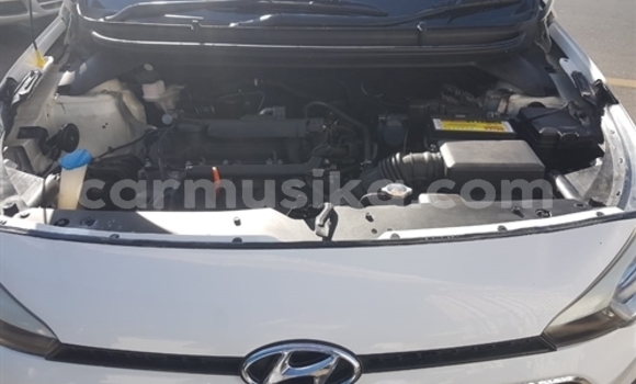 Nunua Ilio tumika Hyundai i20 Nyeupe Gari ndani ya Beitbridge nchini Matabeleland Kusini