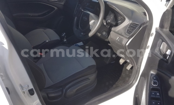 Tenga Tsaru Hyundai i20 Chena Mota in Beitbridge in Matabeleland South Tenga Tsaru Hyundai i20 Chena Mota in Beitbridge in Matabeleland South