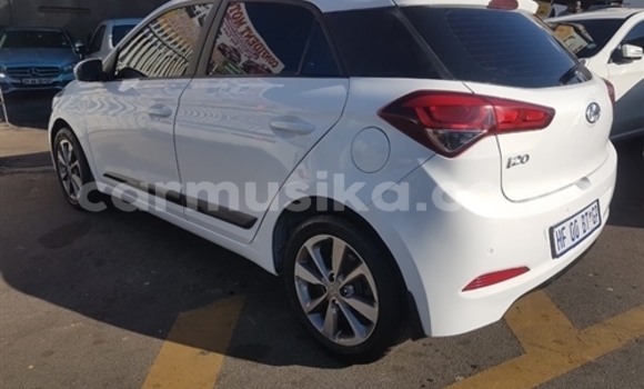 Tenga Tsaru Hyundai i20 Chena Mota in Beitbridge in Matabeleland South Tenga Tsaru Hyundai i20 Chena Mota in Beitbridge in Matabeleland South
